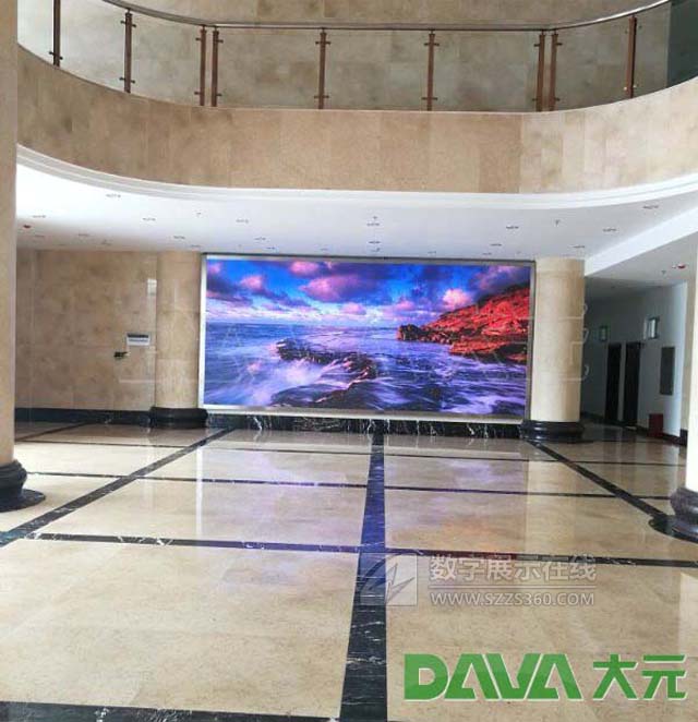 大元打造海南海口經濟學院創業大廈P4室內LED顯示屏