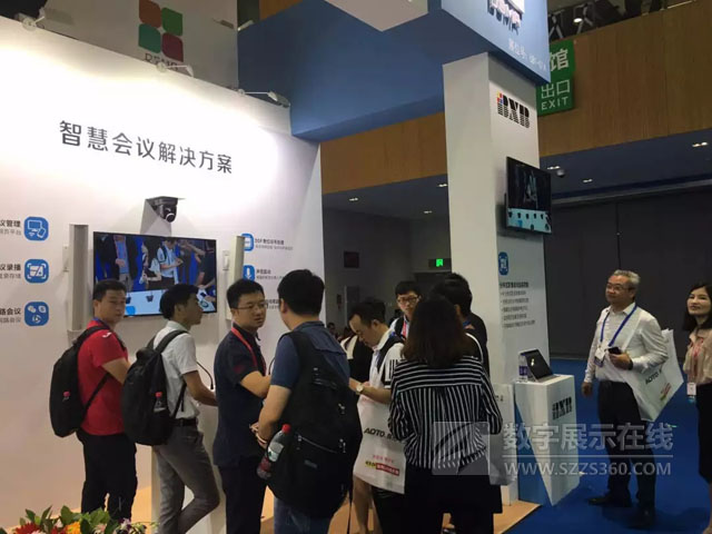 ʳʬF2018ɶInfoCommչ