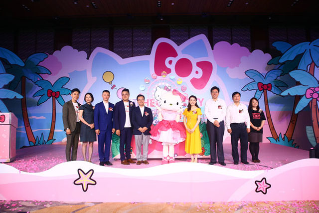 Hello Kitty}@ȼٴAӋ2024_@II
